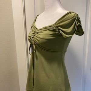 Vintage bebe, ruched shoulder  top